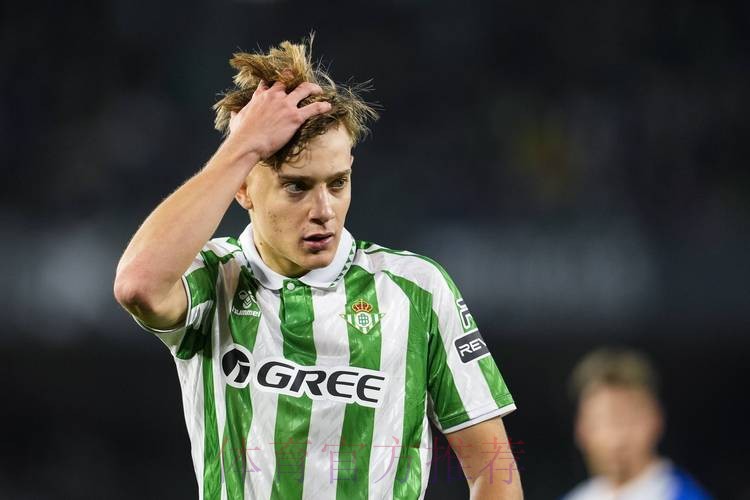 世体:贝蒂斯希望签回塞巴略斯 球员有很多选择